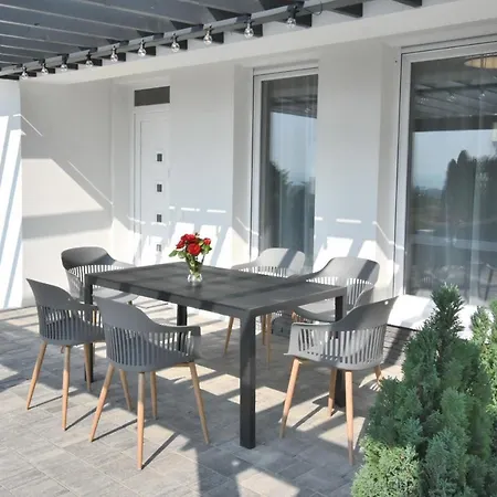 Silver Home Apartman 